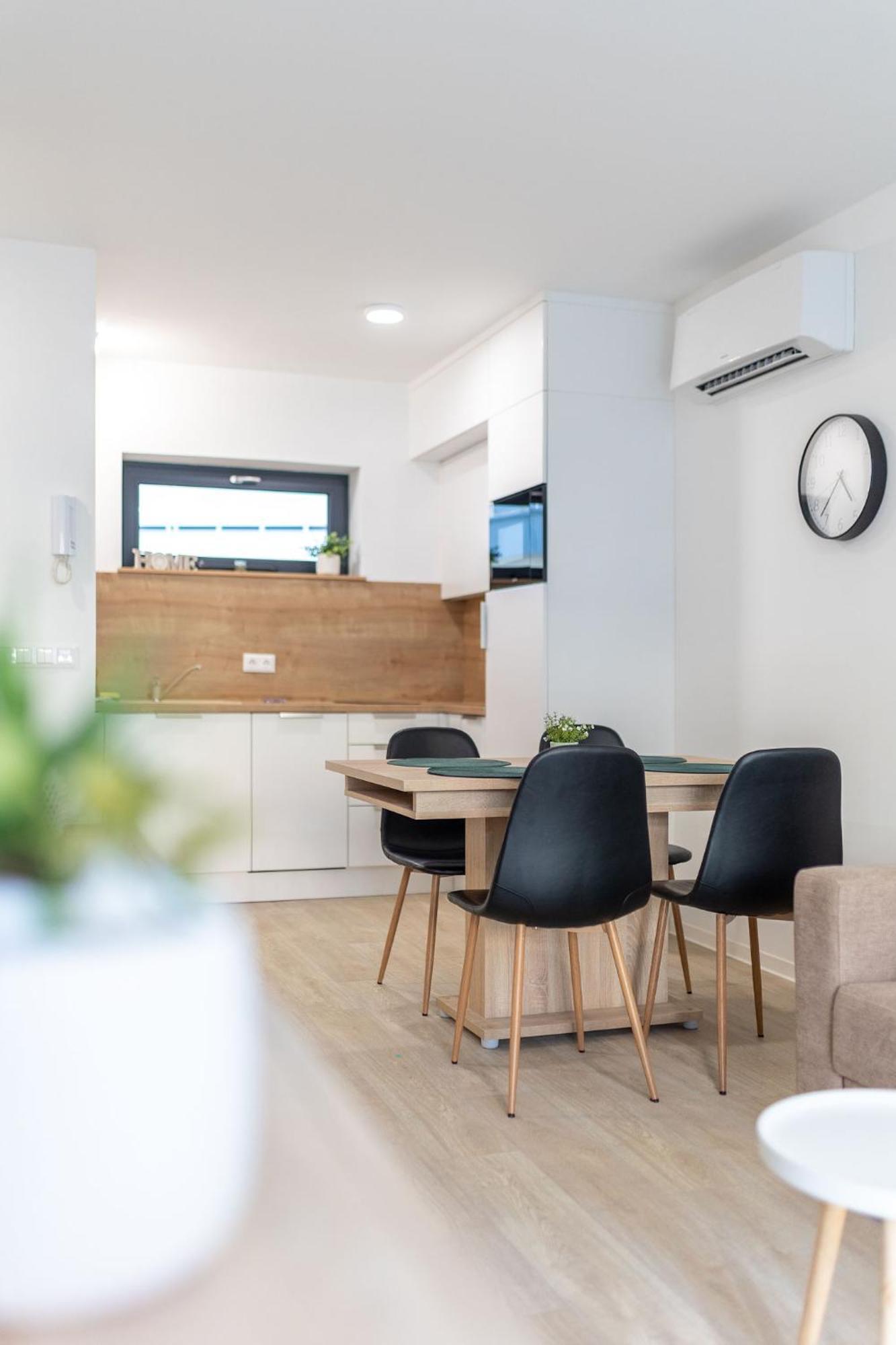 Casa Romana Apartmanok Siofok By Bltn מראה חיצוני תמונה
