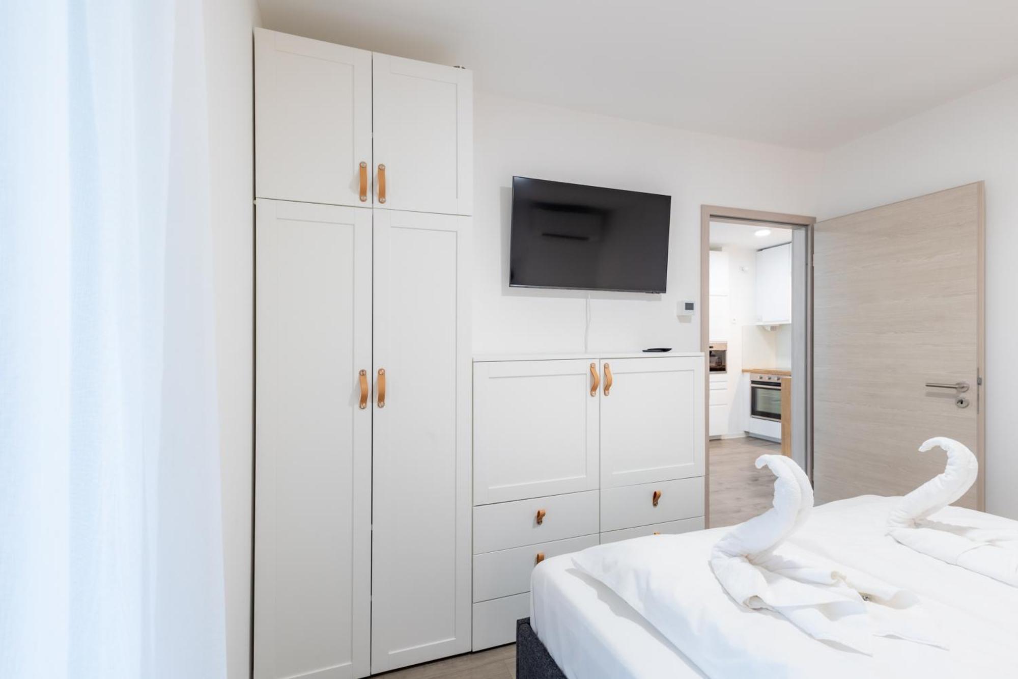Casa Romana Apartmanok Siofok By Bltn מראה חיצוני תמונה