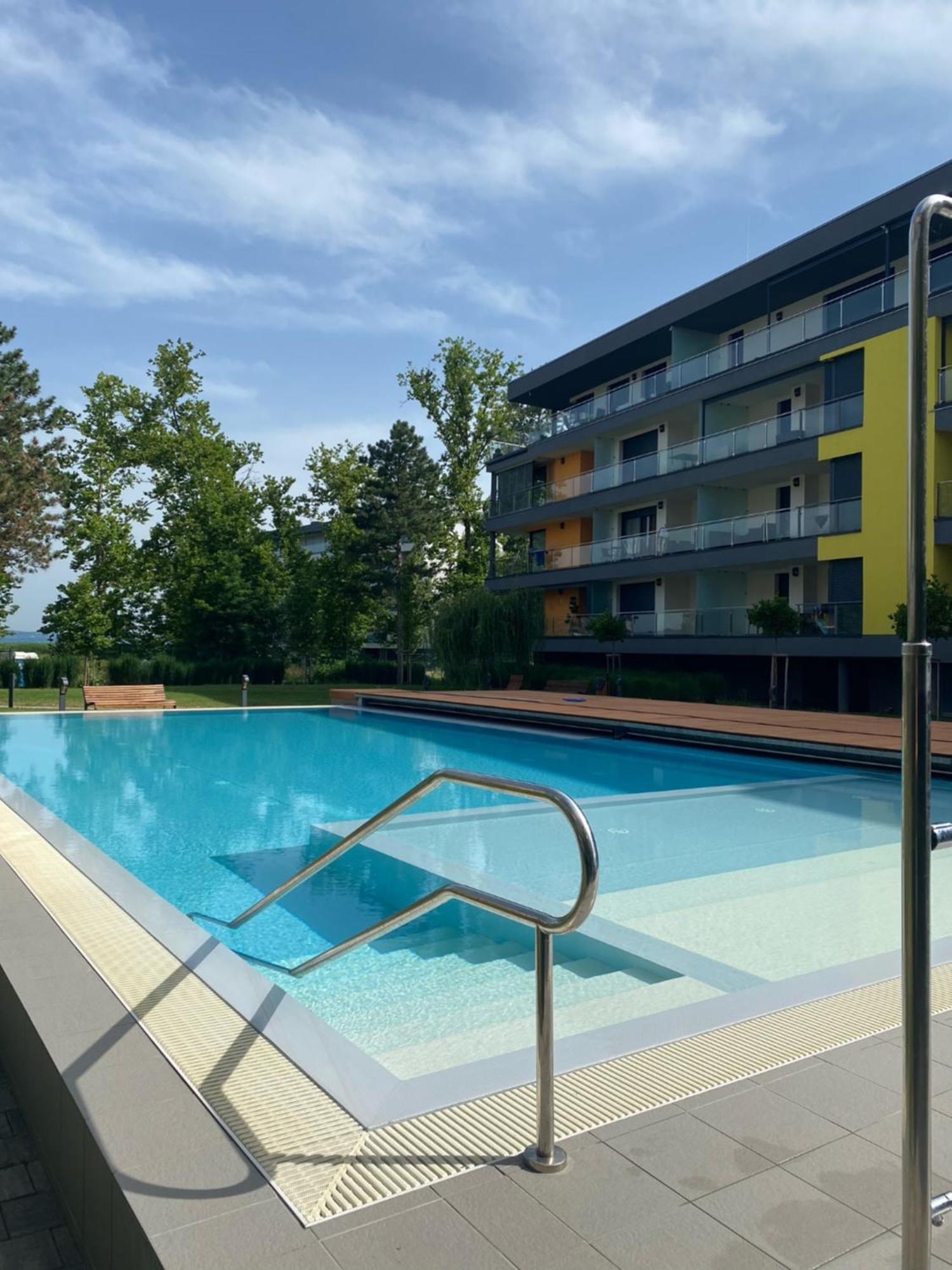 Casa Romana Apartmanok Siofok By Bltn מראה חיצוני תמונה
